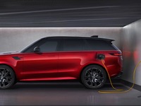 レンジローバースポーツ 新型に2種類のPHV、EVモードは113km…欧州設定 画像