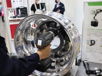 インパクトレンチ？ いえ200-6700Nmを制御できる電動トルクレンチです…ジャパントラックショー2022 画像