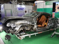 シャフトごとタイヤがすっ飛んだベントレーをレッカーするには…ジャパントラックショー2022 画像