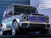 メルセデスベンツ Gクラス のEV、「Gターン」を決める…『EQG』のプロトタイプ 画像