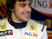 アロンソ、飛行機事故に遭遇 画像