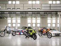 BMW二輪のM、50周年記念車は「サンパウロイエロー」…M 1000 RR［詳細写真］ 画像