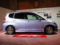 ホンダが1.5−1.7エンジンをi-VTEC・DOHC化へ---『フィット』に採用か 画像