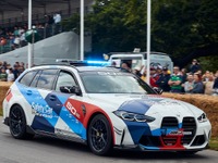 BMW M3 ツーリング、「MotoGP」セーフティカーに…グッドウッド2022で発表 画像