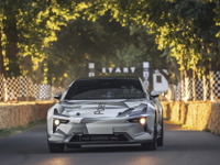 ポールスターの新型EVは4ドアGT、ツインモーターは884馬力［詳細写真］ 画像