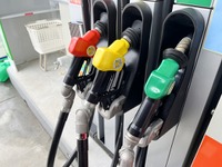 物価「上がった」89%、14年ぶり高水準---ガソリン価格は5週ぶり下落［新聞ウォッチ］ 画像