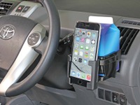 ひと工夫が盛り込まれたドリンク&スマホホルダー【特選カーアクセサリー名鑑】 画像