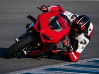 ドゥカティ『パニガーレV4』、サーキット性能が向上…2023年型を欧州発表 画像