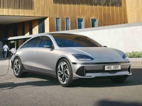 ヒョンデの流線形EV、航続は610km以上…『アイオニック6』発表 画像