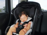 熱中症事故！ 子どもの車内置き去り防ぐには？…センサーや“仕組み”が必要 画像