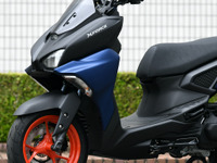 【ヤマハ Xフォース】前後ホイールで1.6kg減、スクーターでも「めちゃくちゃ頑張った」ハンドリング 画像