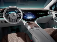 メルセデスベンツの新型EV『EQE SUV』、10月16日発表へ 画像