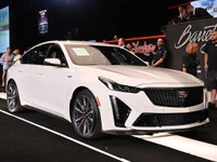 キャデラック120周年、『CT5』に668馬力スーパーチャージャー搭載 米国公開へ 画像