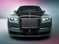 ロールスロイス『ファントム』改良新型、光る「パンテオングリル」採用、米国で公開予定 画像
