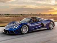 1817馬力ツインターボで最高速483km/h以上、世界最速ロードスターを欧州導入へ…『ヴェノム F5』 画像
