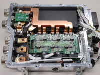 欧米・中国で盛り上がるパワー半導体市場：ルネサスがデモEVを制作 画像