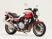 中古バイク高騰、CB400SFやZ900RSは新車価格を上回ることも…バイク未来総研調べ 画像