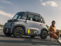 シトロエンのシティコミューターEV『アミ』、イエローアクセント仕様が登場 画像