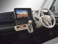 スズキ ワゴンRスマイル に市販9インチナビを装着、カナックが取付キット発売 画像