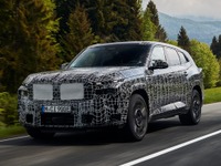 BMW Mの高性能電動SUV『XM』、9月27日デビューが決定 画像