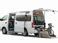 日産、福祉機器展2022に出展…キャラバン チェアキャブなどを紹介 画像