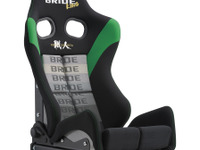 「職人」刺繍入り、土屋圭市監修のリクライニング機構付スーパーセミバケットシート発表 画像