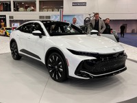 トヨタ クラウン、50年ぶりに米国市場で復活…デトロイトモーターショー2022に登場 画像