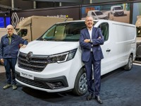ルノーの主力商用車にEV、航続240km…IAAトランスポーテーション2022 画像