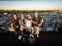 マツダ ロードスター707台がイタリアでパレード、ギネス世界新記録達成 画像