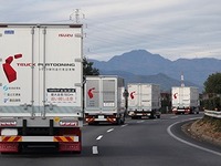 トラック隊列走行の普及へ、国際標準「ISO4272」発行---事故減少や燃費向上 画像