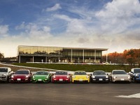 ポルシェ、ふるさと納税に1700万円の返礼品追加…ブランド体験施設を1日貸切 画像