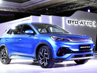 バフェットが投資する中国EVメーカー「BYD」、テスラとの違いは？ 画像
