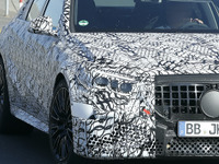 メルセデスAMG『E53』も直4電動ターボ化！ダウンサイズで進化する次期型をスクープ 画像