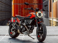 ドゥカティ スクランブラー 新型に「フルスロットル」、スポーツバージョン設定 画像