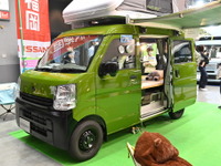 福岡・大川家具とのコラボで上質、お手軽:日産プリンス福岡「日産NV100 ボディワークタイプ」…福岡キャンピングカーショー2022 画像