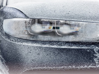 薄型ヘッドライト＆縦長テールライト対応、融雪ヒーターに新モデル追加　PIAA 画像