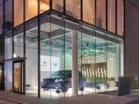 脳波計測技術を活用した新サービス、ベントレーが北青山にポップアップストア　12月1日 画像