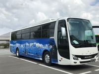 画像データをボディに直接プリント、三菱ふそうバス製造が新事業開始 画像