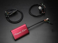 カプラーオンで最大出力20.3psアップ、ブリッツのパワコン・パワスロにランクル300用登場 画像