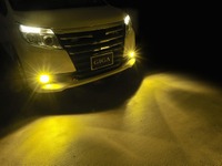 バイカラー＆明るさ追求のイエロー光、LEDフォグバルブ2種発売…カーメイト 画像