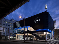 世界初のメルセデス EQ専売拠点、横浜にオープン 画像