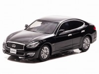 日産最後の高級セダン、インフィニティマーク装着の『フーガ』を1/43スケール化 画像