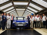 408馬力ツインモーター搭載、アウディの最上位電動SUV『Q8 e-tron』生産開始 画像