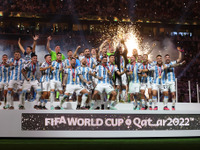 W杯カタール大会アルゼンチン優勝で幕、岸田内閣は支持率最低［新聞ウォッチ］ 画像