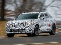 アキュラ初のEV『ZDX』、スポーティな「タイプS」も用意…プロトタイプ写真を公開 画像
