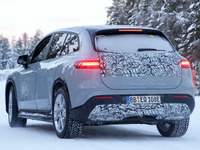 マイバッハ初の電動SUVは2000万円超確実！発表せまる『EQS SUV』を目撃 画像