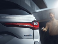 マツダ『CX-90』、ティザー開始…実車は1月末デビューの見通し 画像