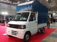 ベース車3万円、ハウス10万円！ 芸人の手づくり軽キャンピングカーがすごい…東京オートサロン2023 画像