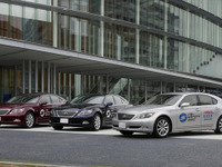 【ITS-SAFETY 2010】トヨタ、レクサス LS で公開デモに参加 画像