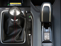 結果発表!2択アンケート「スポーツカーに乗るなら、MT?AT?」【クルマら部 車論調査】 画像